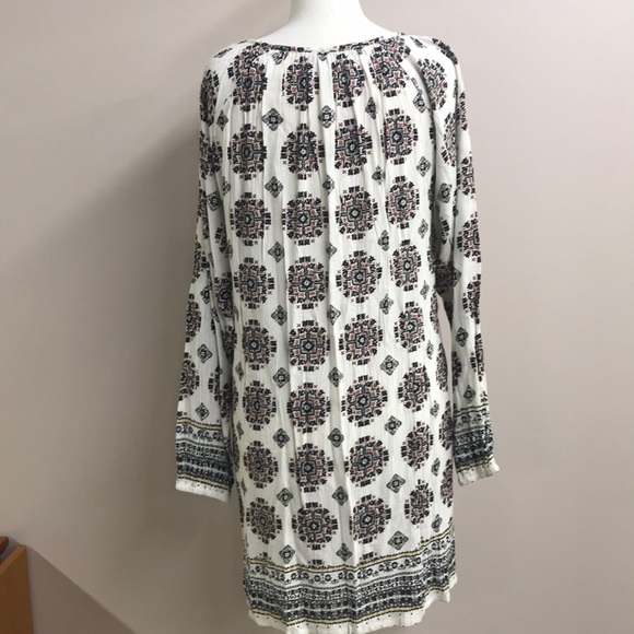 Wyatt long sleeved dress medium - Picture 5 of 7